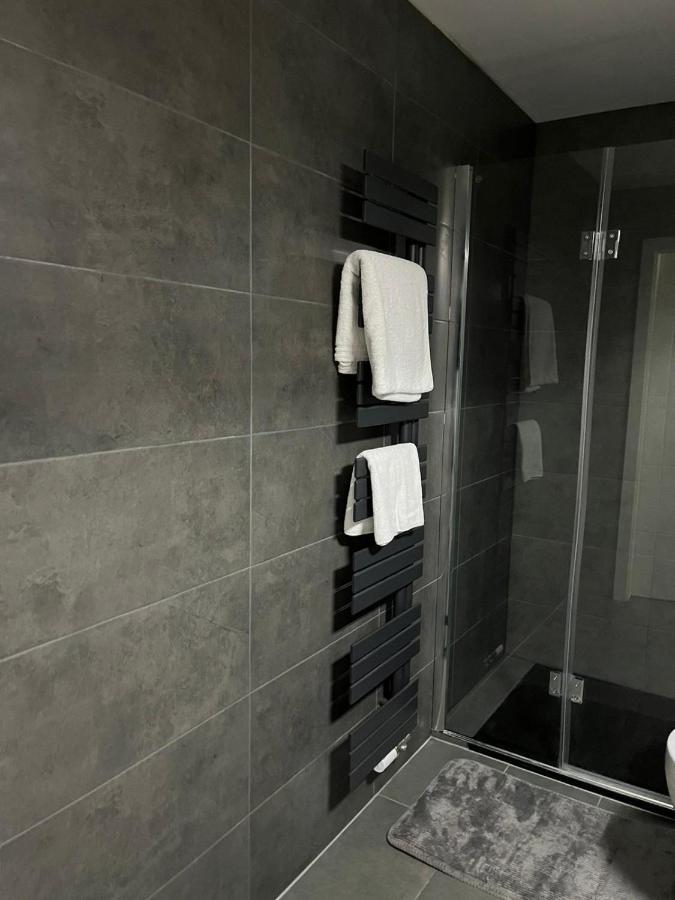 Moderne, Ruhige Ferienwohnung , Ideal Zum Abschalten Hadamar Екстериор снимка