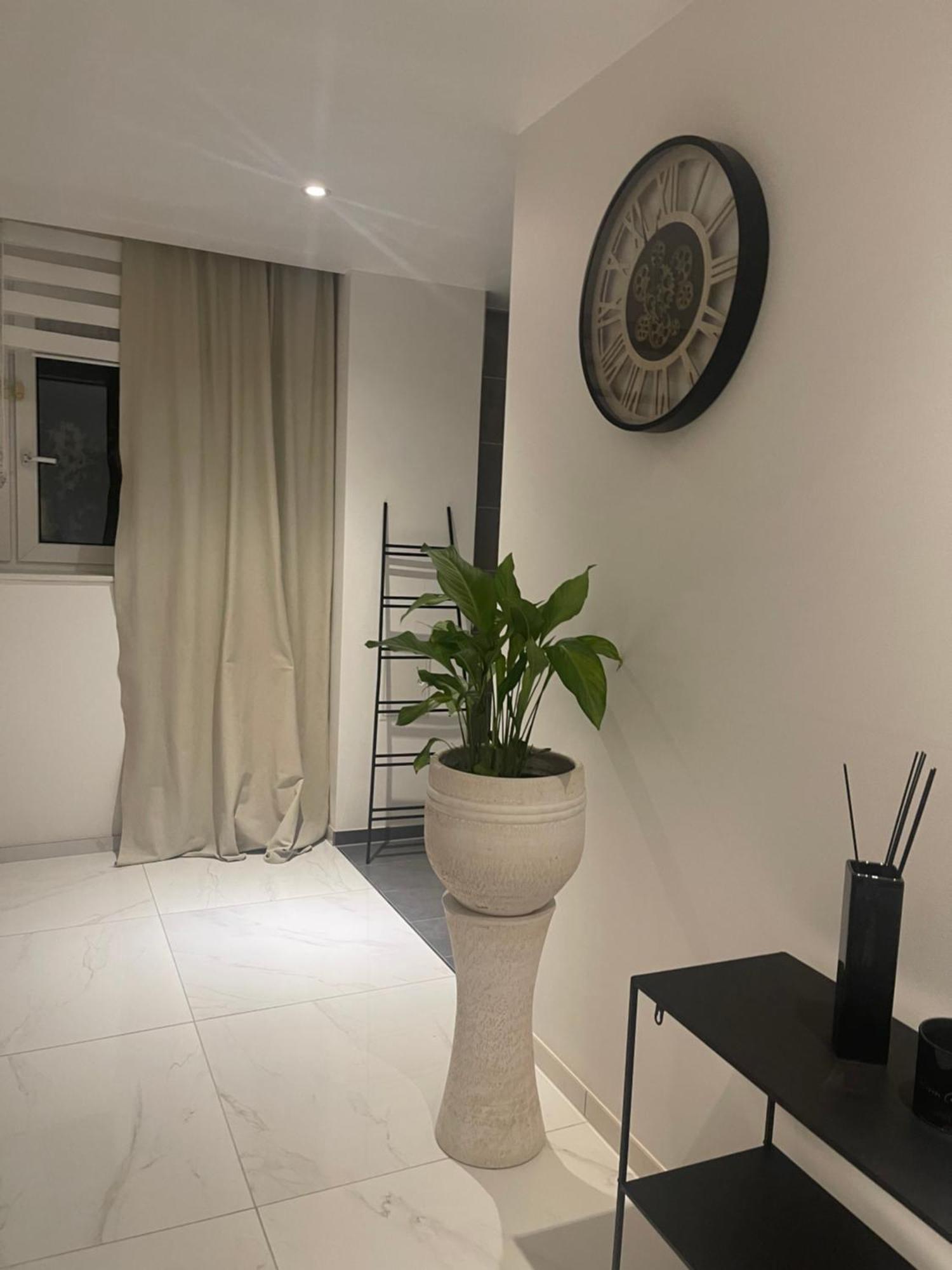 Moderne, Ruhige Ferienwohnung , Ideal Zum Abschalten Hadamar Екстериор снимка